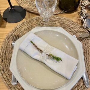 Lot de 8 assiettes rondes beiges